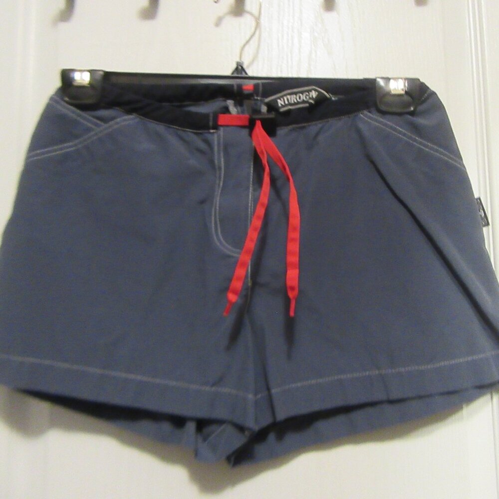 Lady Shorts Nitrogen